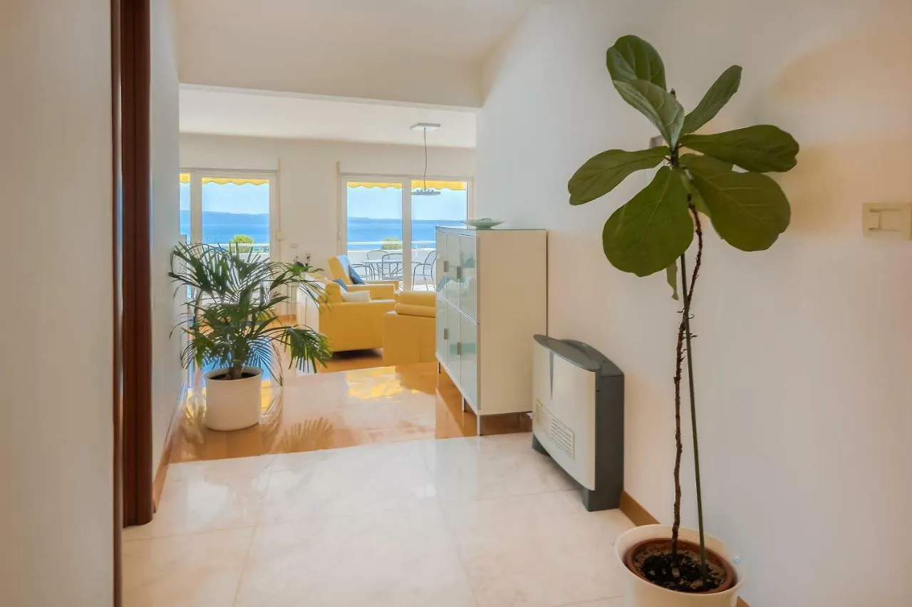Seaside Apartment Gold 1Row Split Kroatien